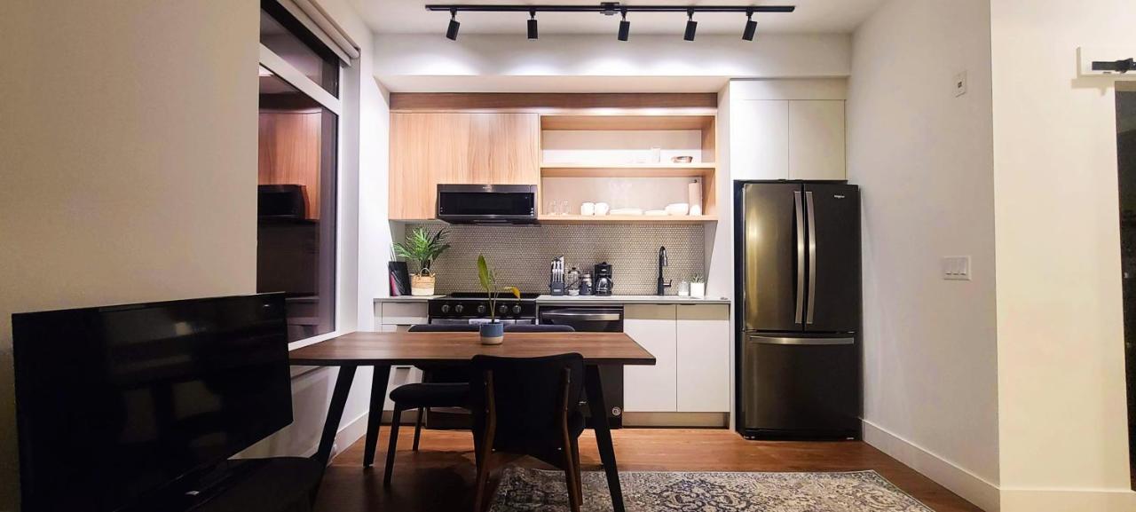 Ironworks Studio By Iris Properties! Βίλα Βικτώρια Εξωτερικό φωτογραφία